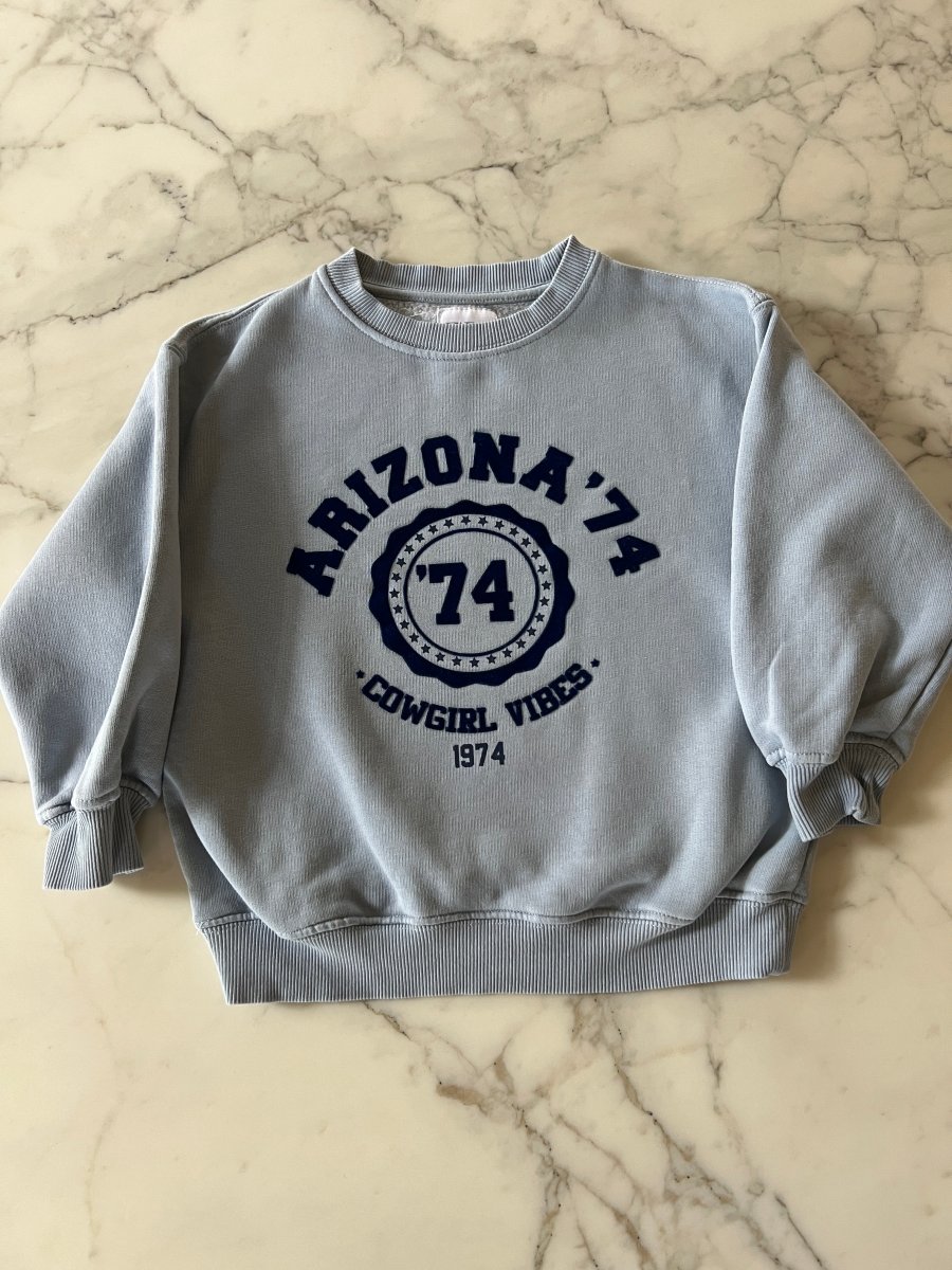 Aurianne Sinacola - Zara Sweat bleu ciel Arizona 74 – Image 4