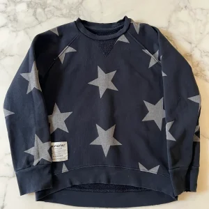 Aurianne Sinacola - Nununu Sweat noir étoiles grises T.4-5ans