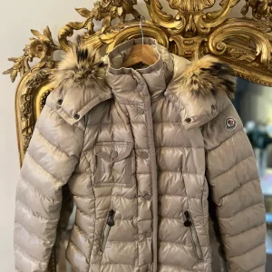 Doudoune Moncler beige