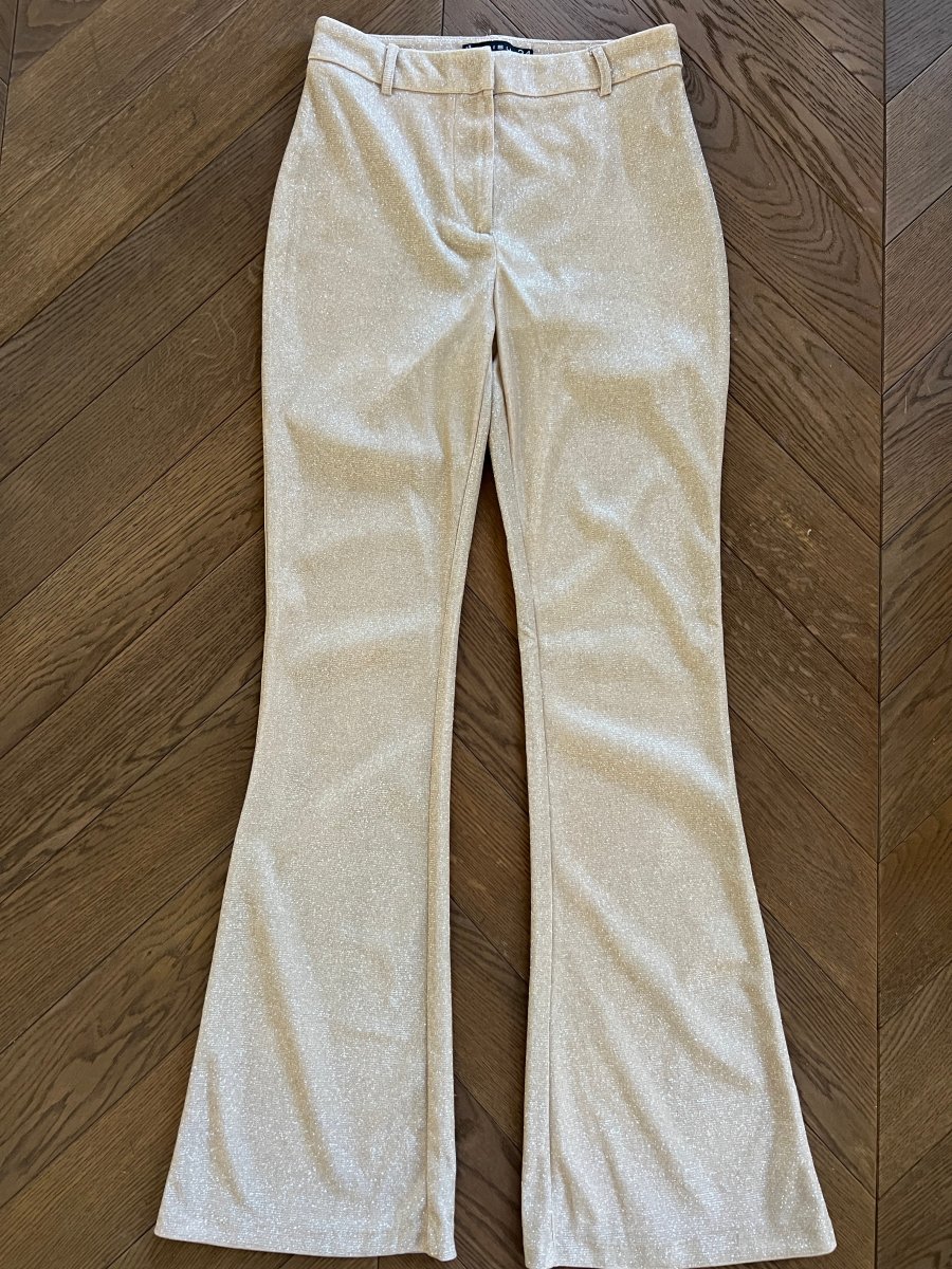 Aurianne Sinacola - Amisu Pantalon doré pailleté – Image 2