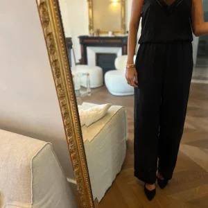 Maje - Combinaison noire pantalon à bretelles