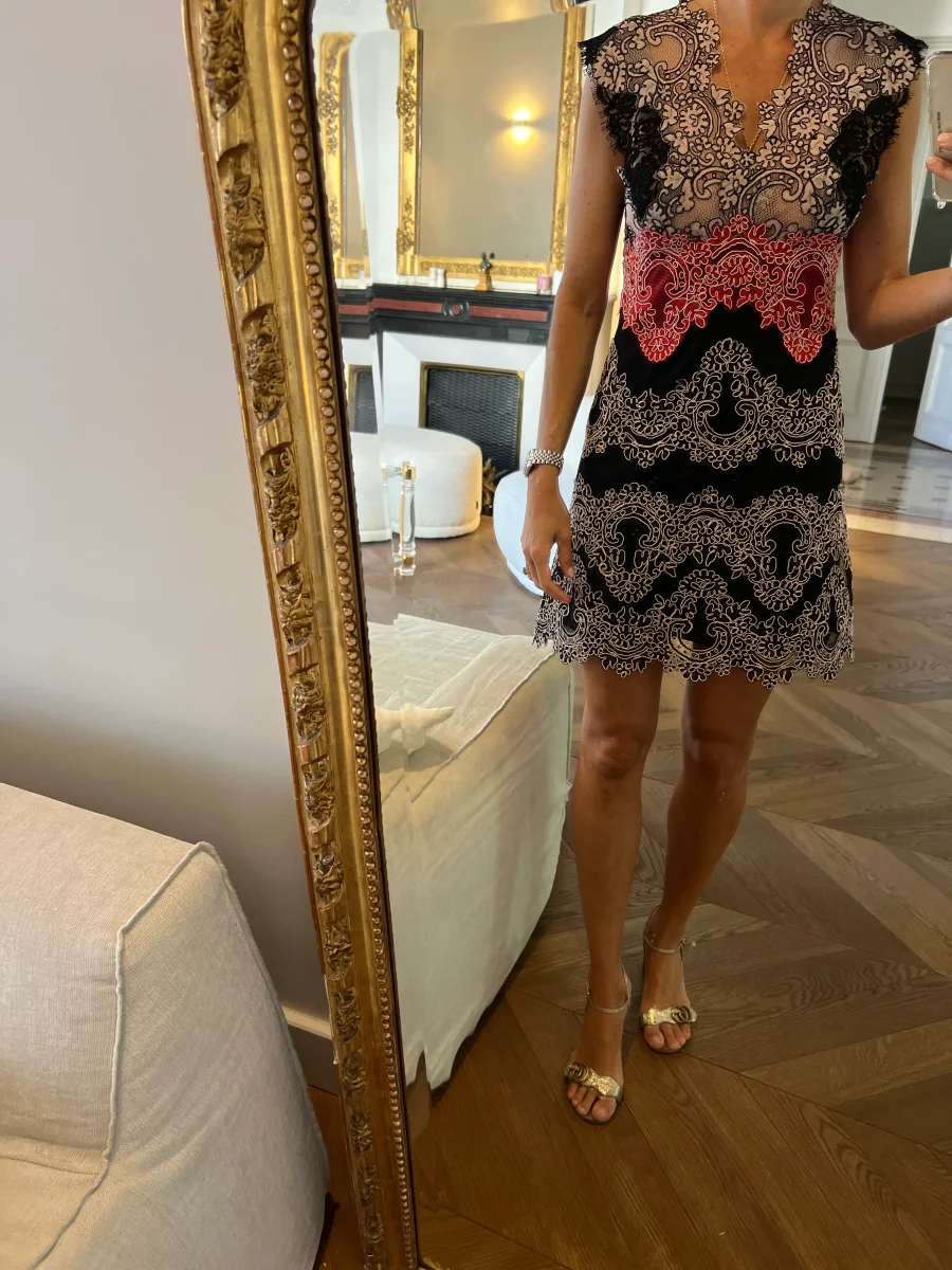 Robe Sandro broderie triocolor – Image 4