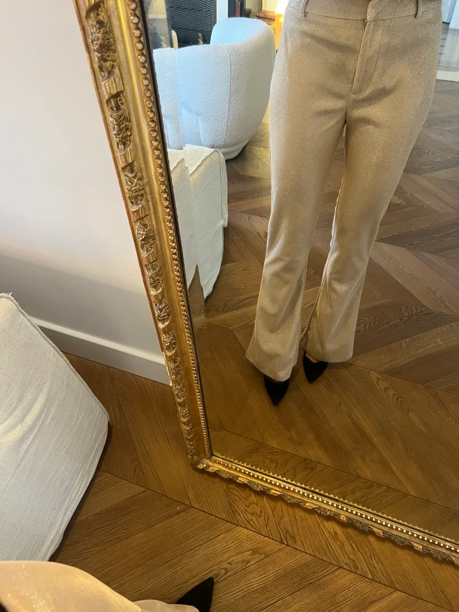 Aurianne Sinacola - Amisu Pantalon doré pailleté – Image 5