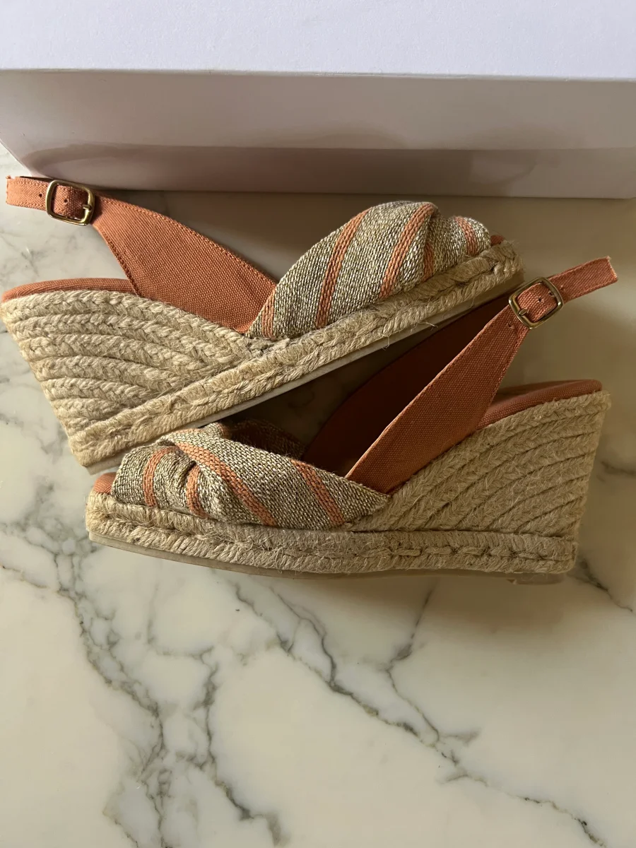 Castaner - Espadrilles dorées P.37 – Image 9