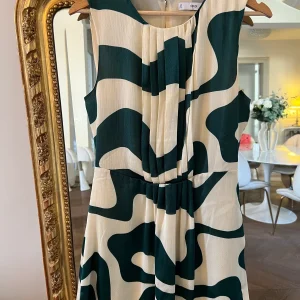 Mango - Robe Beige et Verte