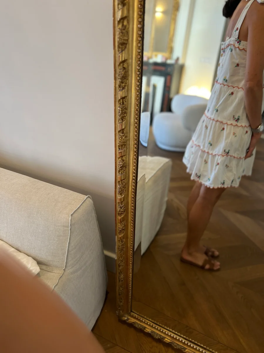 Robe Sézane brodée avec des fleurs – Image 8