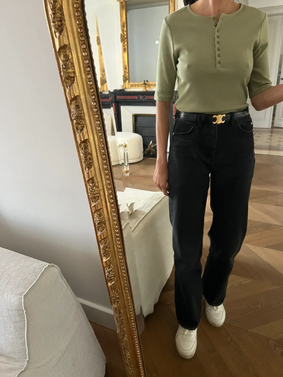 Lot de 2 T-shirts Sézane boutons kaki et noir – Image 8