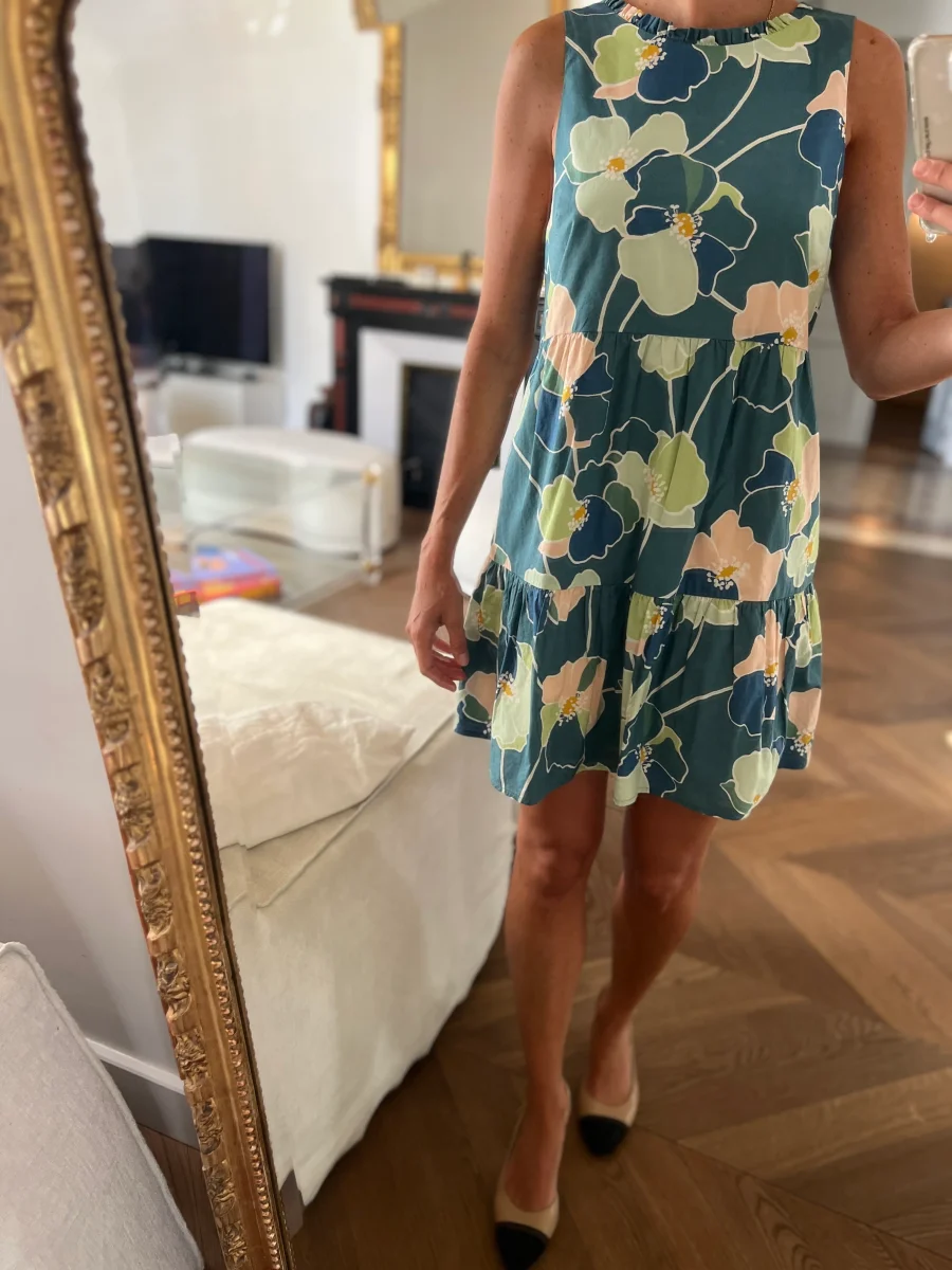Robe Sézane floral verte et bleue – Image 3