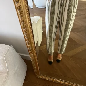 Louise Misha - Pantalon à rayures dorées