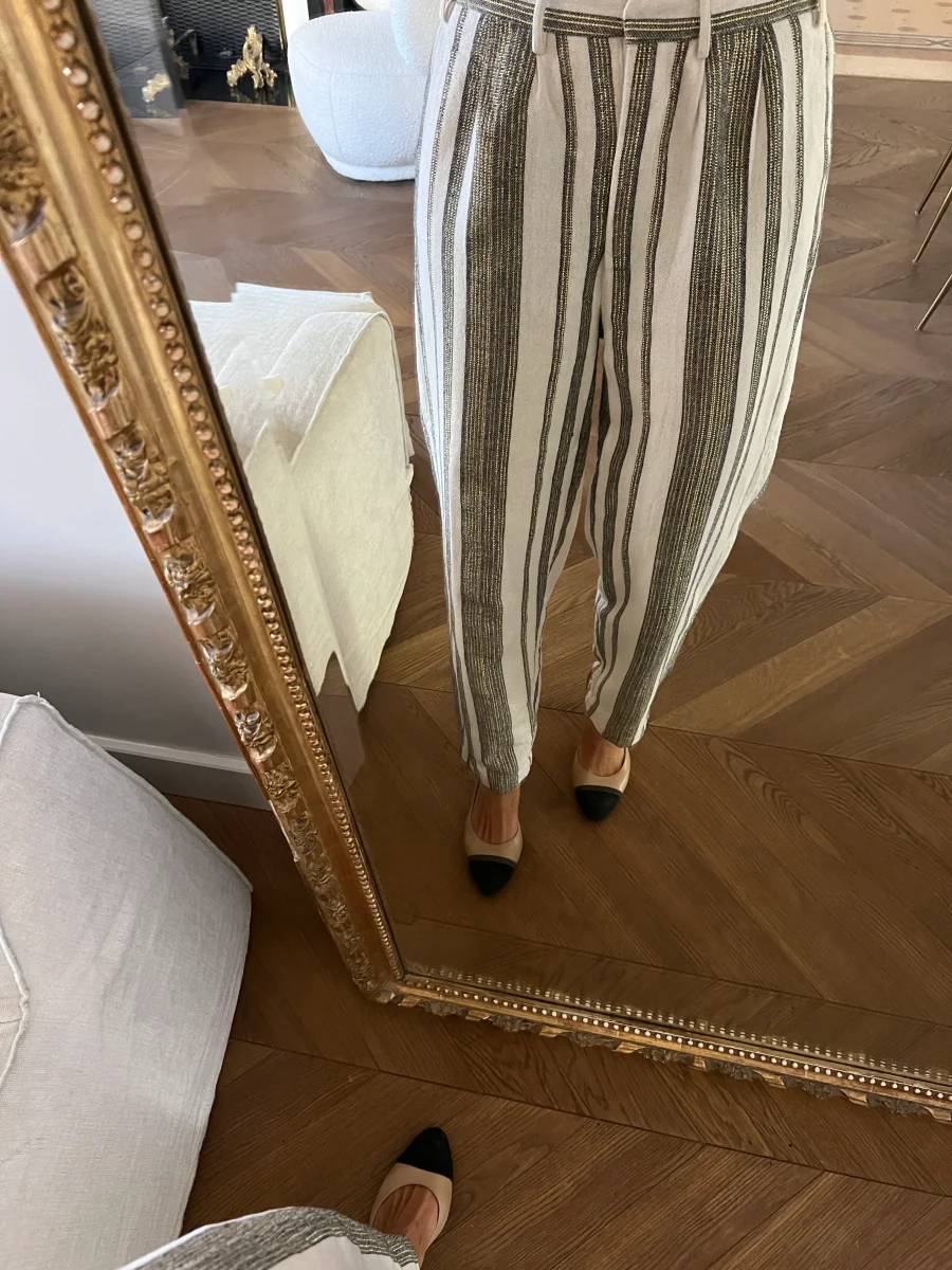 Louise Misha - Pantalon à rayures dorées – Image 4