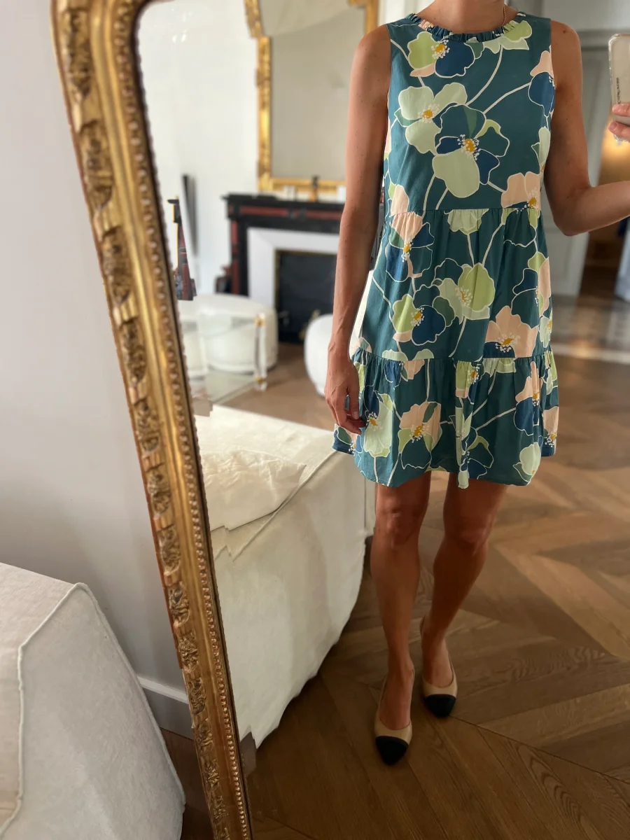 Robe Sézane floral verte et bleue – Image 2