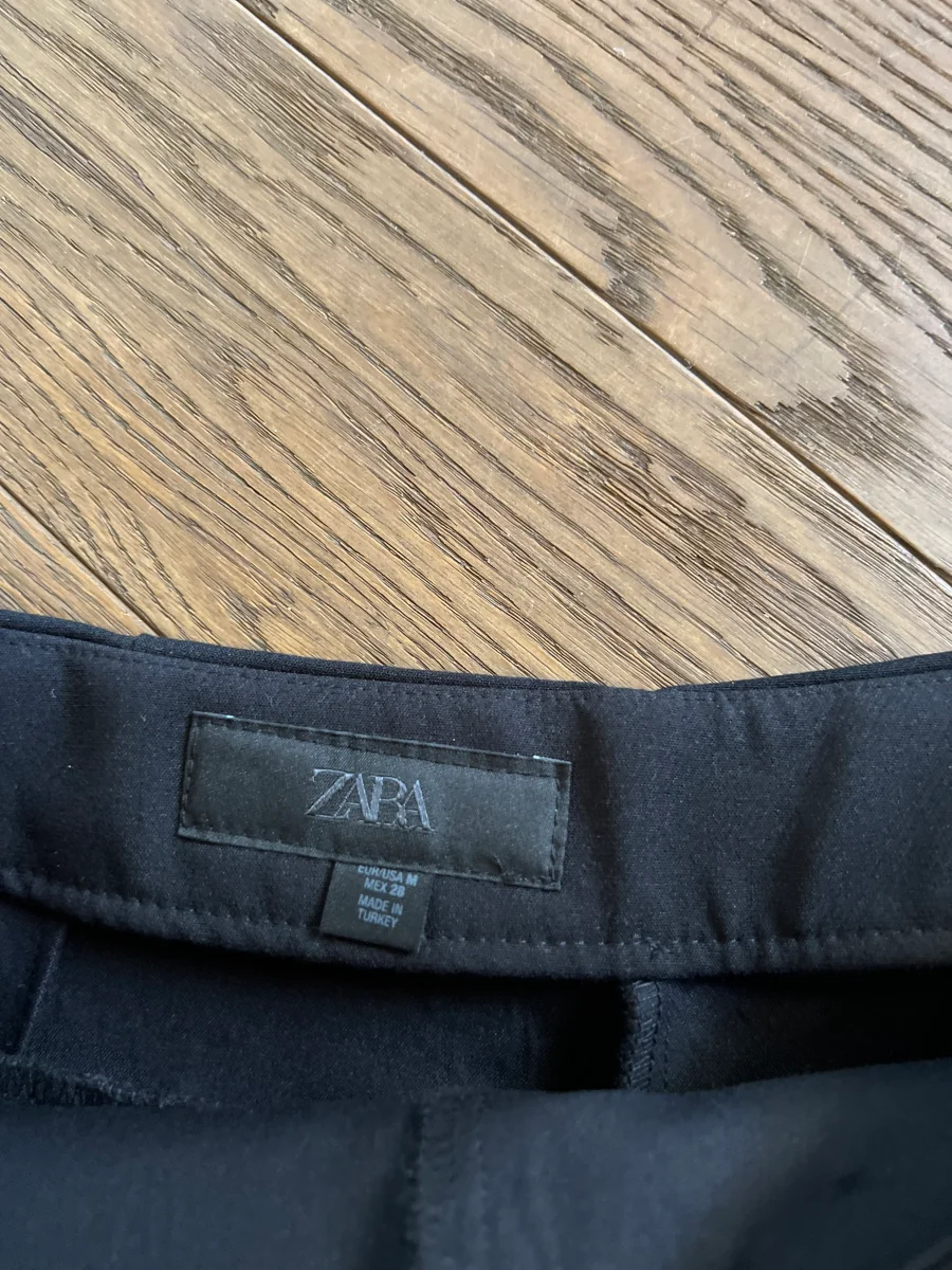 Zara - Jupe short noire – Image 5