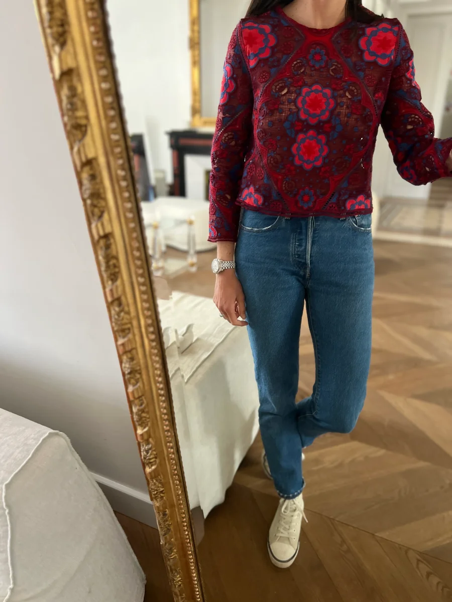 Blouse brodée Sandro rouge et bleue – Image 3