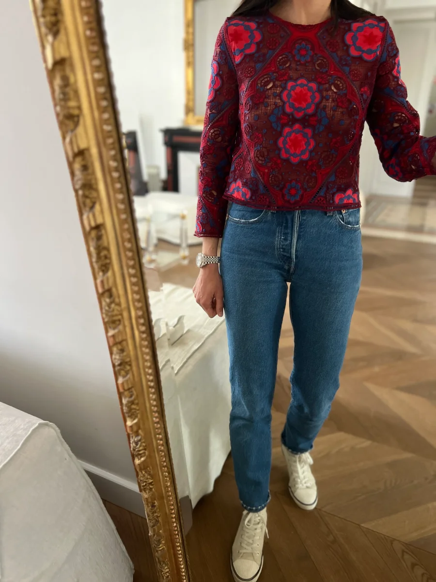 Blouse brodée Sandro rouge et bleue – Image 2
