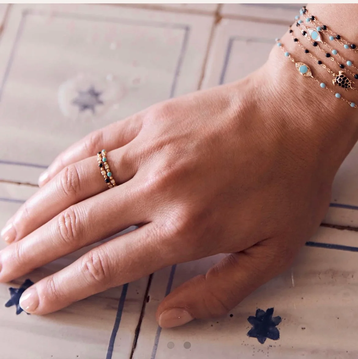 GigiClozeau - Bague turquoise Classique Gigi, 3 diamants, or rose – Image 8