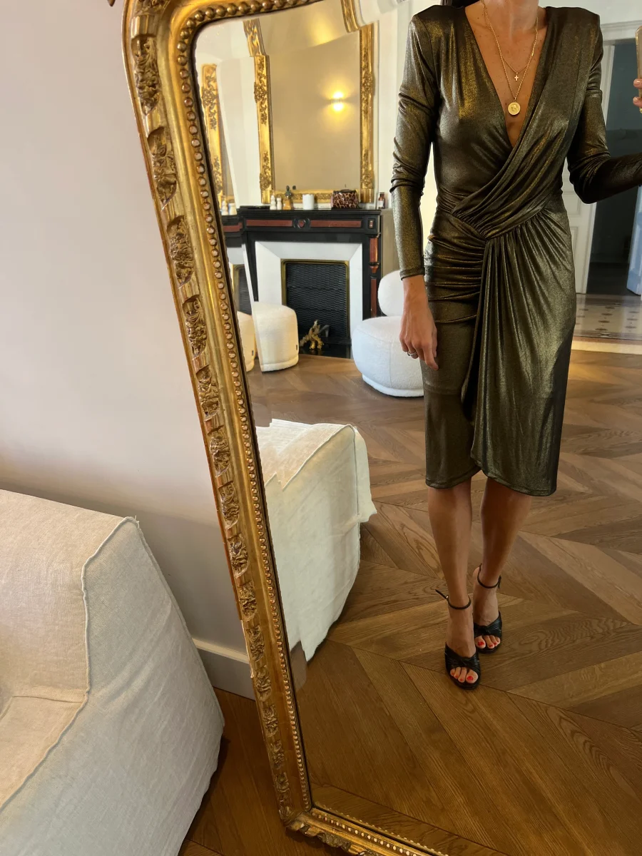 Guess - Robe dorée épaulettes – Image 2