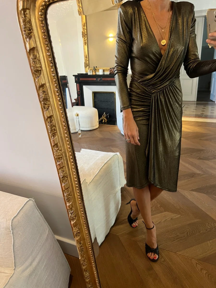 Guess - Robe dorée épaulettes – Image 3