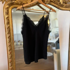 Débardeur Maje en dentelle noire