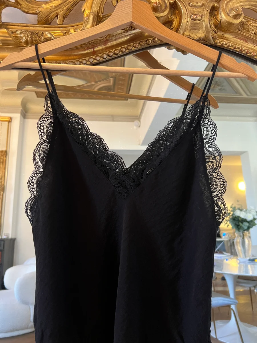 Débardeur Maje en dentelle noire – Image 3