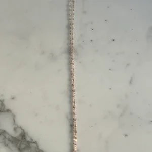 Collier Petite Madone Suprême, diamants Gigi Clozeau, or rose, 50 cm