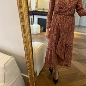 Robe See U Soon bordeaux à fleurs