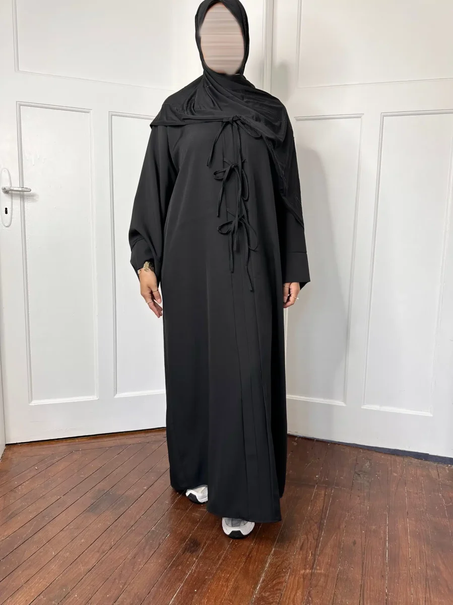 Abaya Dubai avec nœuds Lina – Image 8
