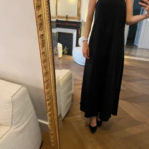 Robe Stella&Suzie noire neuf avec étiquettes