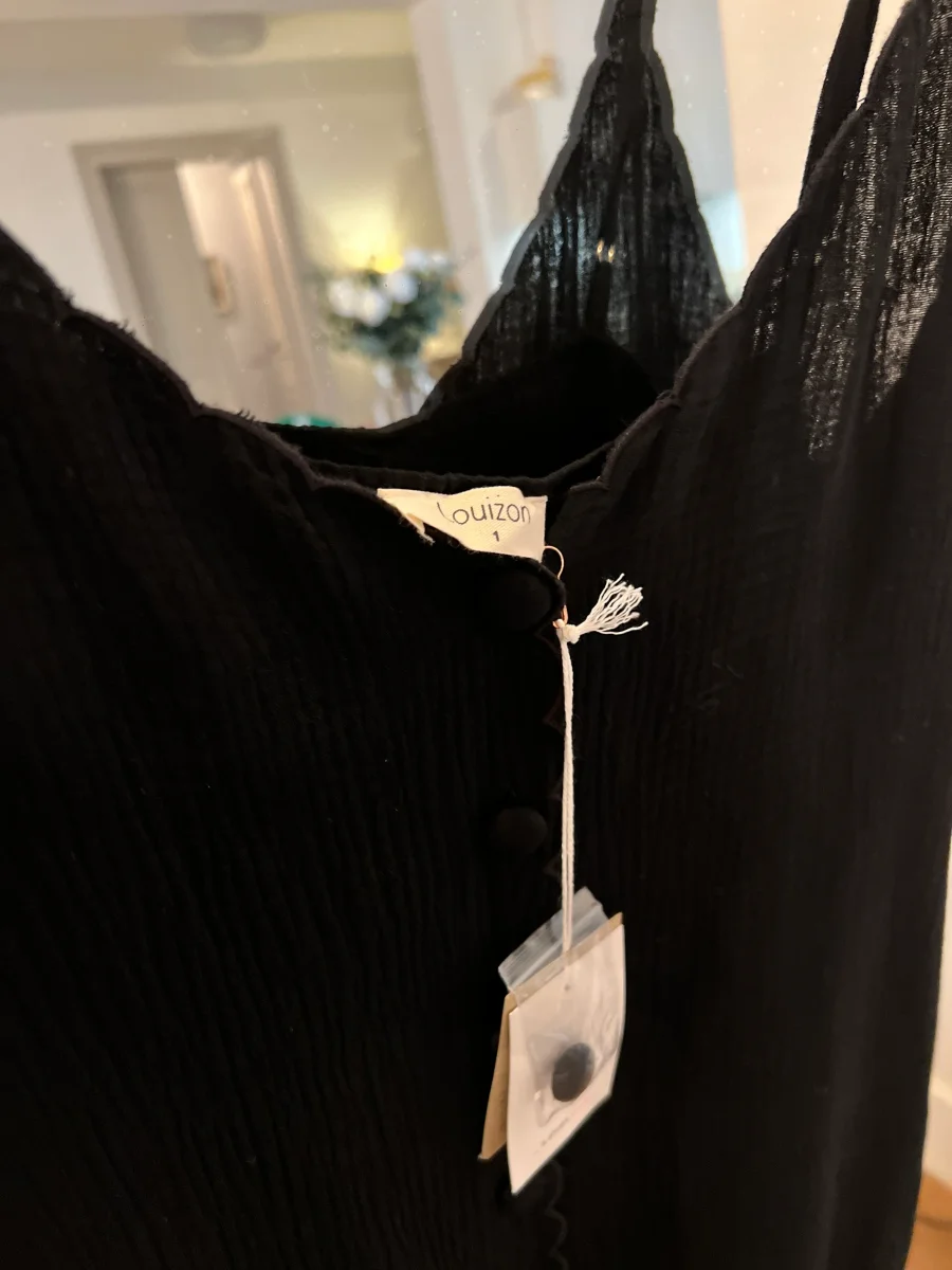 Robe Louizon noire à bretelles neuve avec étiquettes – Image 5