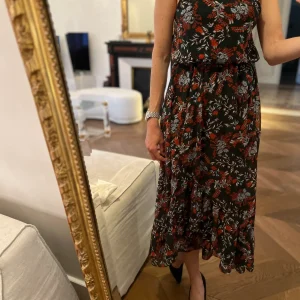Robe Maje verte longue à bretelles