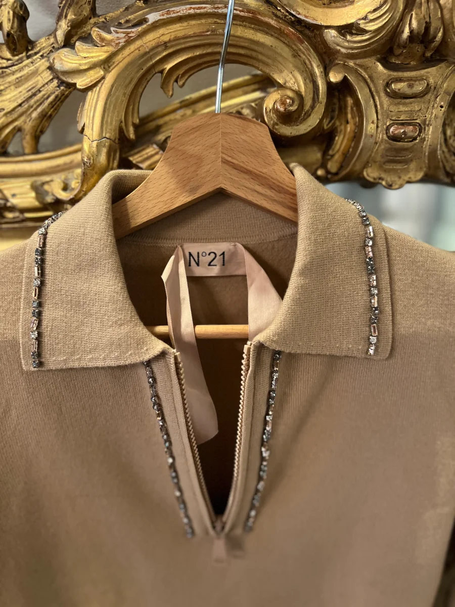 Pull Beige Gilmar à strass – Image 7