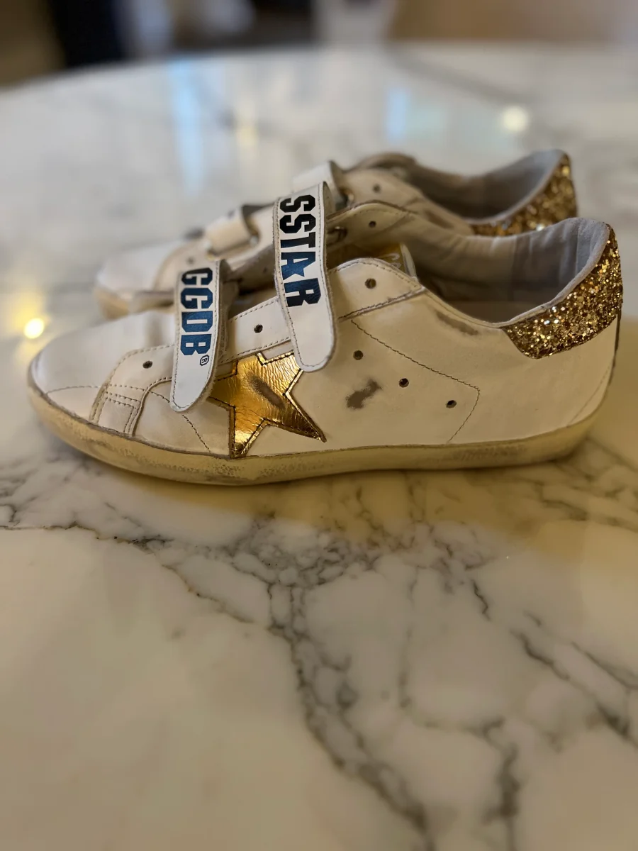 Golden Goose - Baskets à scratch pailleté doré – Image 3