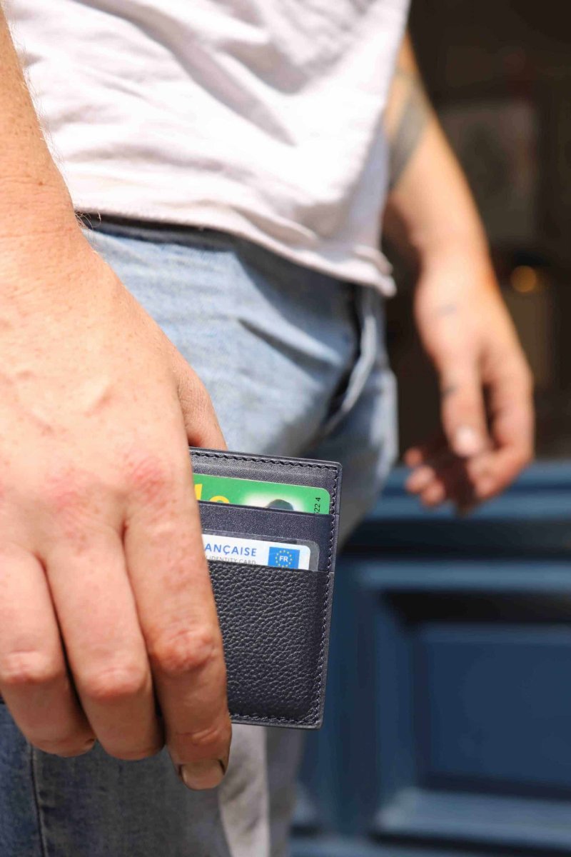 Porte-carte en cuir bleu marine – Image 3