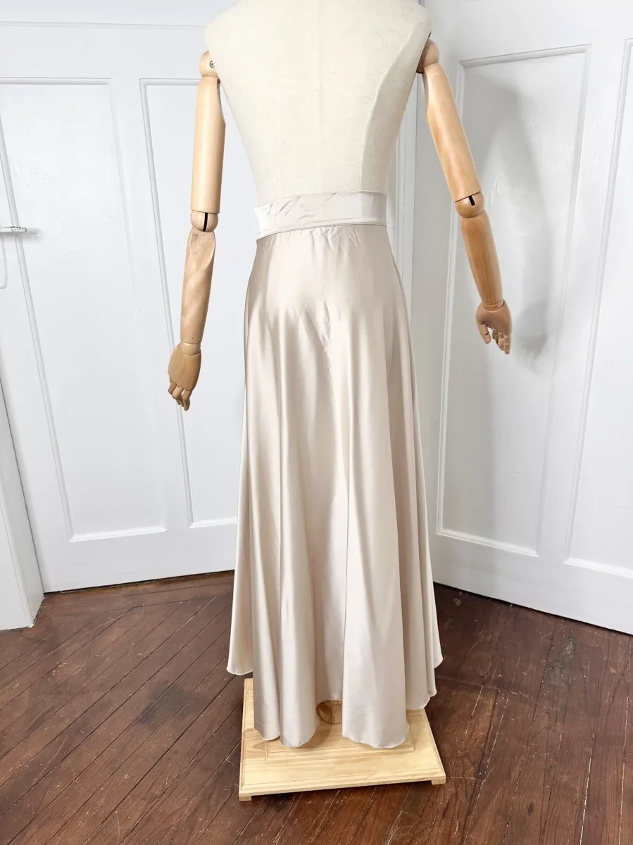 Jupe Satiné Évasé – Image 6