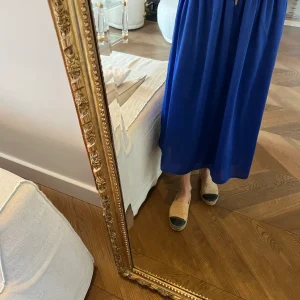 Jupe Heimstone mi-longue bleu electrique