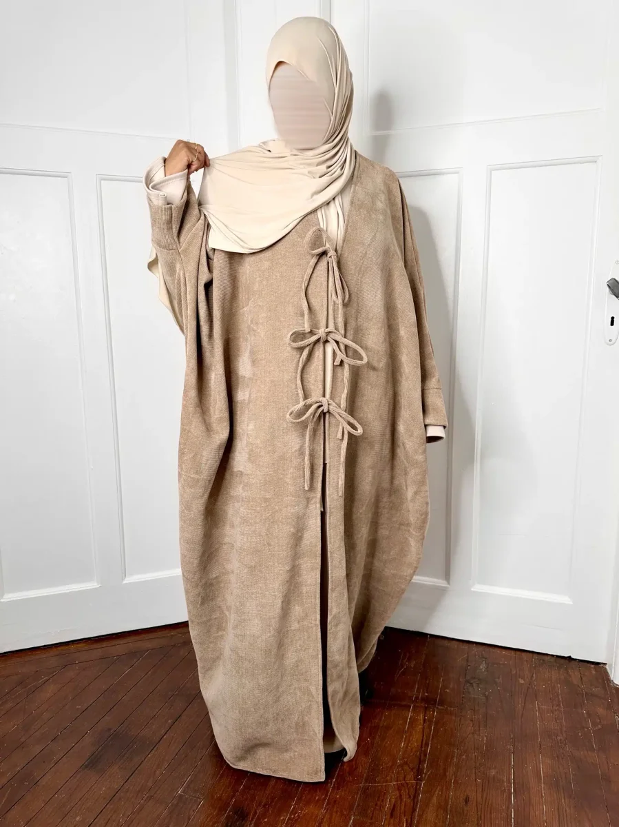 Manteau Farasha Velours avec nœuds – Image 4