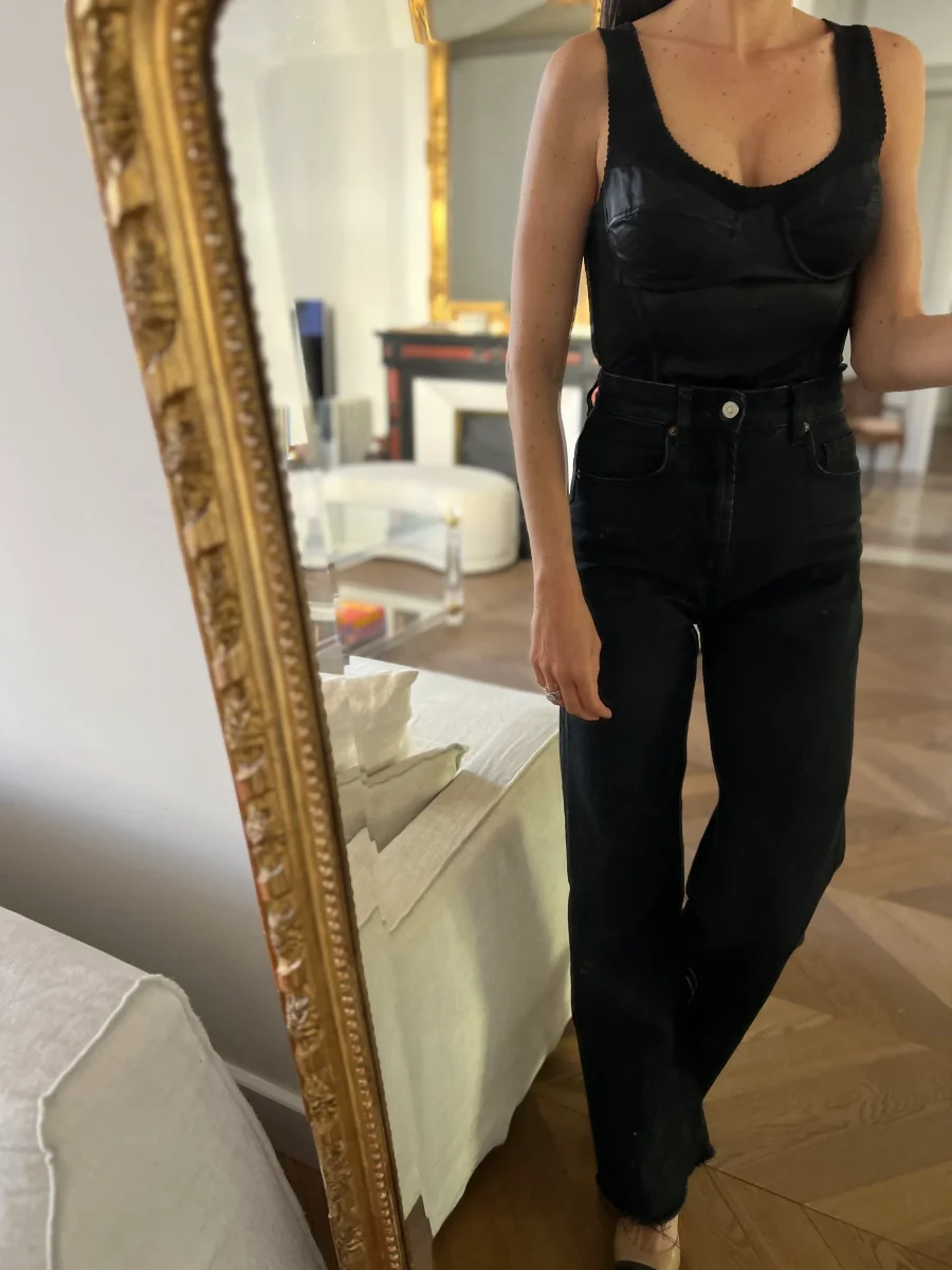 Noémie Lenoir Haut Phi noir satiné – Image 4