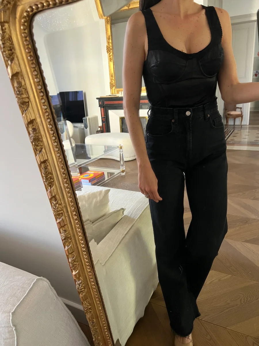 Noémie Lenoir Haut Phi noir satiné – Image 5