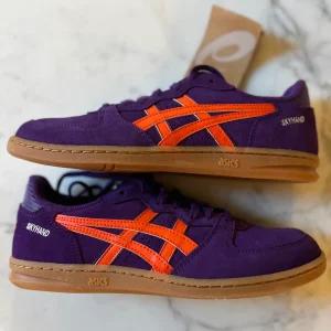 Ariane Brodier Baskets violet et orange