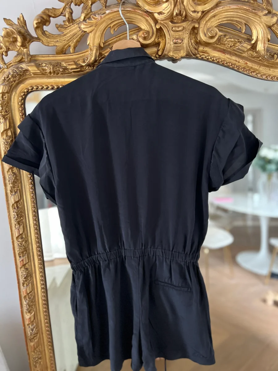 Noémie Lenoir Combishort Wayne en soie noire – Image 4