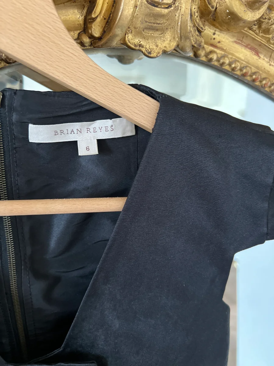 Noémie Lenoir Robe Brian Reyes noire – Image 4