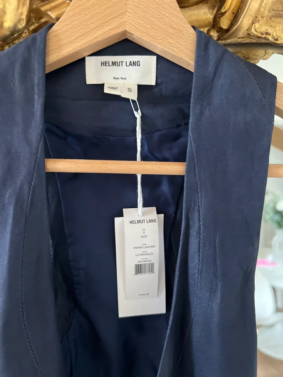 Noémie Lenoir Boléro Helmut Lang en cuir bleu marine – Image 6