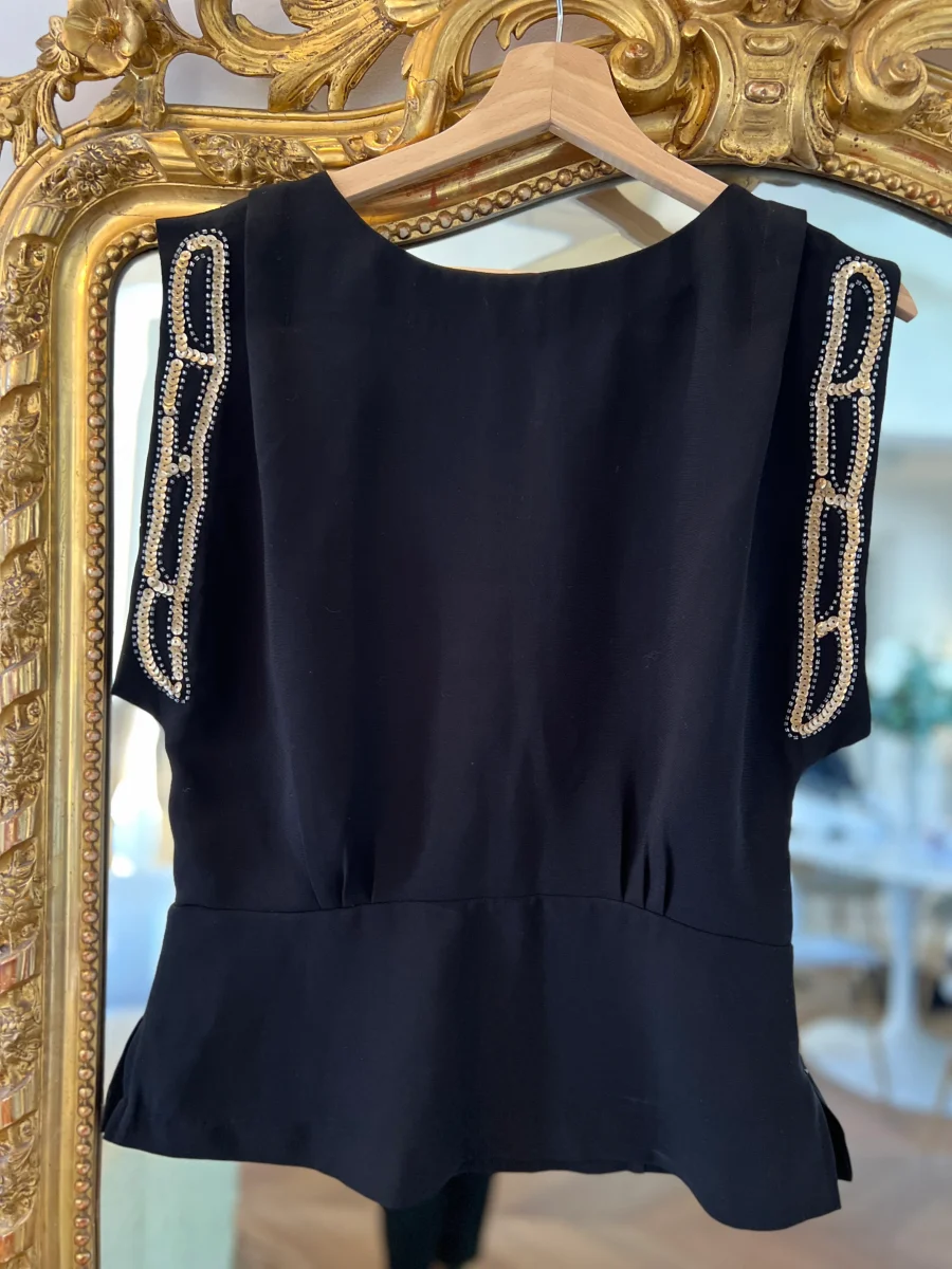 Anne Charlotte Haut Maje avec perles – Image 5