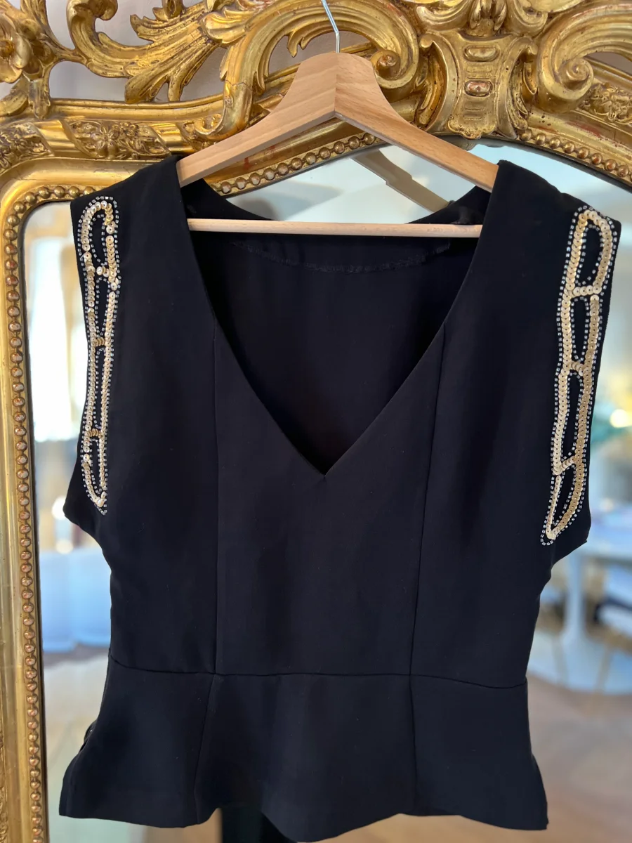 Anne Charlotte Haut Maje avec perles – Image 6