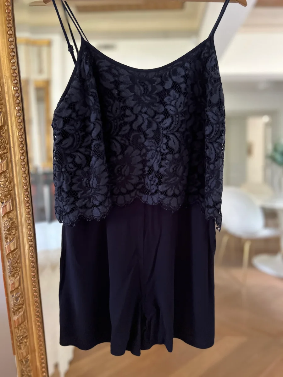 Combishort Sandro Bleu marine haut en dentelle – Image 5