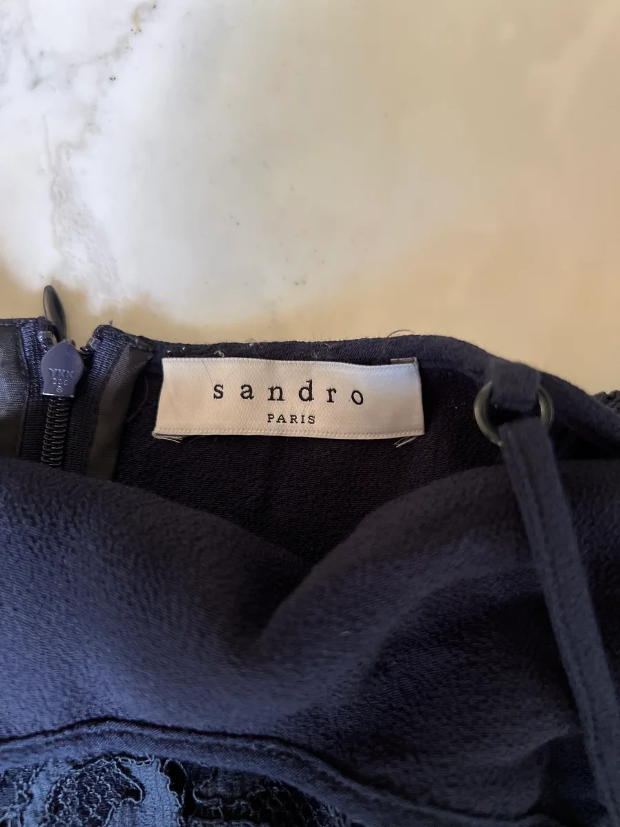 Combishort Sandro Bleu marine haut en dentelle – Image 7