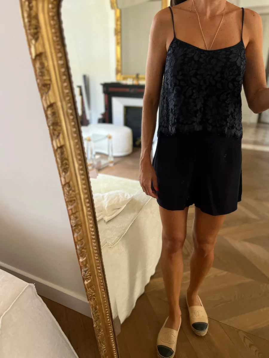 Combishort Sandro Bleu marine haut en dentelle – Image 3