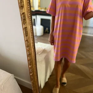 Robe t-shirt Des Petits Hauts à rayures