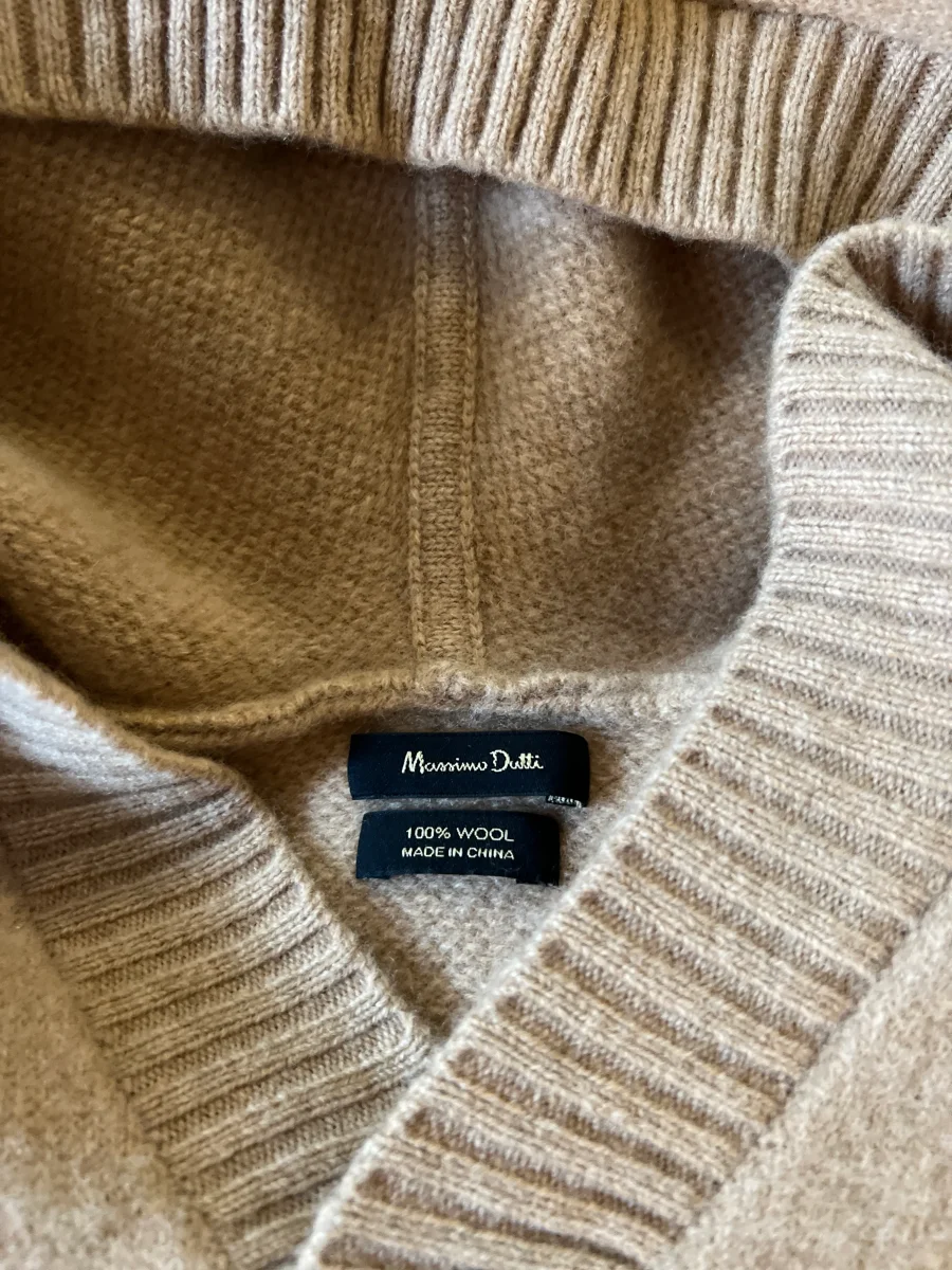 Massimo Dutti - Pull à capuche en laine beige – Image 9