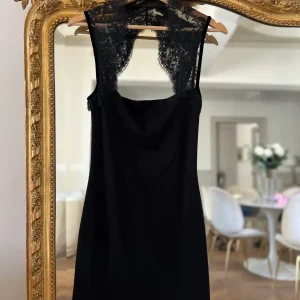 Robe noire dentelle Dsquared2