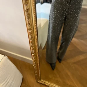 Maje-Jean à strass gris